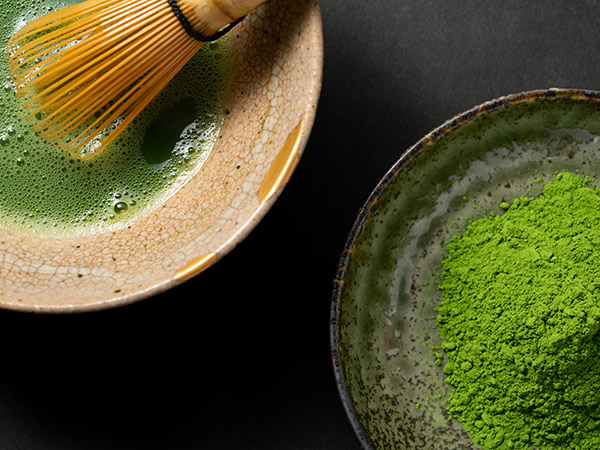 抹茶茶碗と茶筅